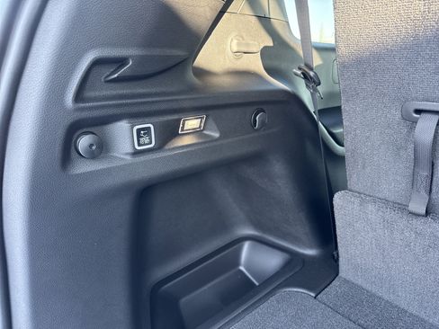 New 2025 Jeep Grand Cherokee L Limited image 11