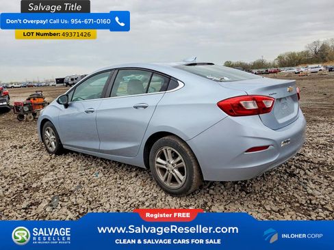 Used 2017 Chevrolet Cruze LT image 3