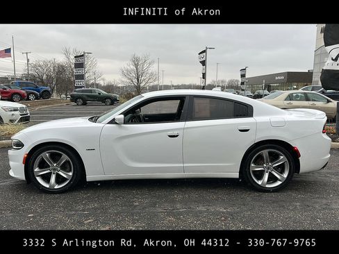 Used 2017 Dodge Charger R/T image 4