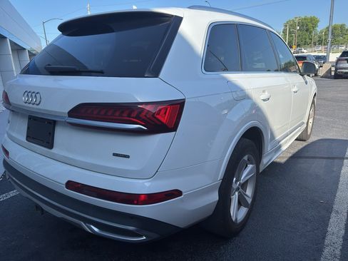 Used 2020 Audi Q7 3.0T Premium AWD/4WD image 6
