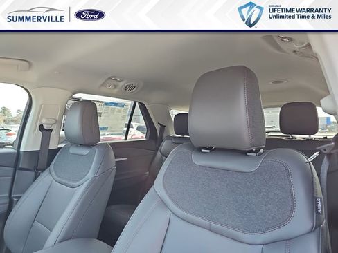 New 2026 Ford Explorer Active w/ Active Comfort Package RWD image 18