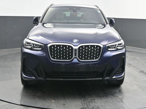 Certified 2023 BMW X4 xDrive30i image 2