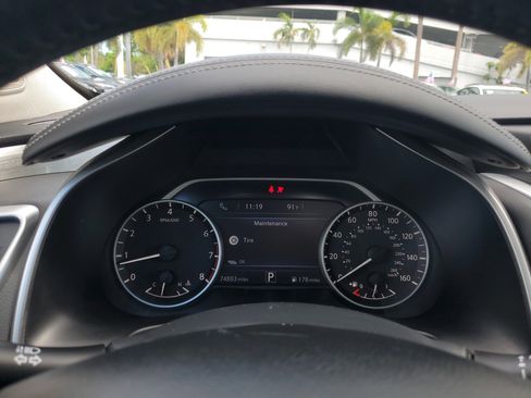 Used 2018 Nissan Murano Platinum w/ Cargo Package image 31