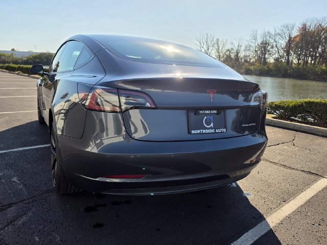Used 2022 Tesla Model 3 Long Range AWD/4WD image 10