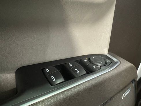 Used 2026 Chevrolet Silverado 1500 LTZ AWD/4WD image 13