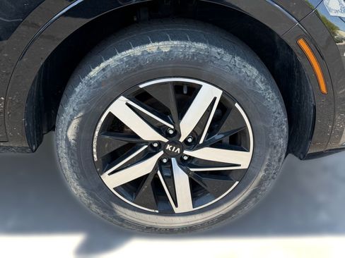 Used 2021 Kia Sorento EX AWD/4WD image 9