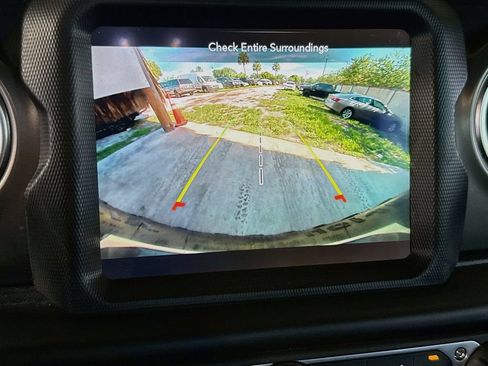 Certified 2023 Jeep Wrangler Unlimited Rubicon 4xe AWD/4WD image 14