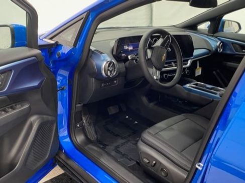 New 2026 Chevrolet Equinox EV LT image 26