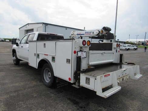 Used 2023 Chevrolet Silverado 3500 W/T w/ WT Convenience Package AWD/4WD image 5