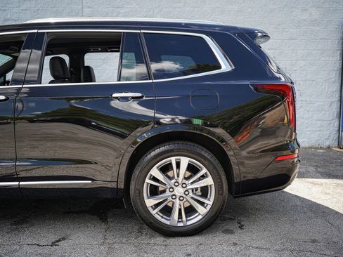 Used 2024 Cadillac XT6 Premium Luxury image 12