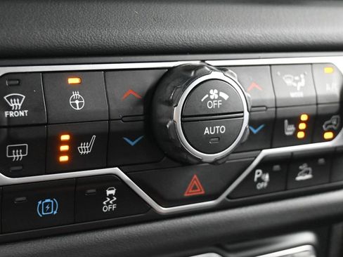 Used 2024 Jeep Wrangler Unlimited Rubicon 4xe image 24