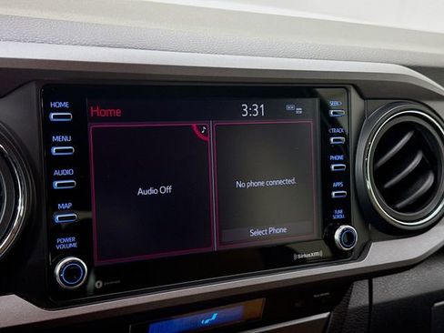 Used 2023 Toyota Tacoma TRD Sport w/ Advanced Technology Package image 14