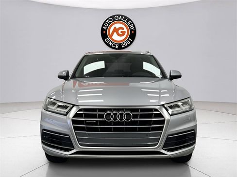 Used 2019 Audi Q5 2.0T Premium Plus w/ Premium Plus Package image 2