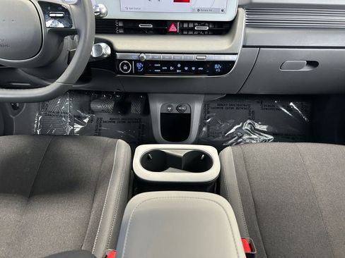 Certified 2024 Hyundai Ioniq 5 SEL AWD/4WD image 12