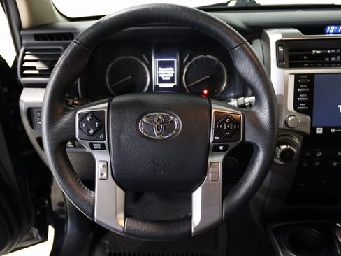 Used 2021 Toyota 4Runner Limited image 32