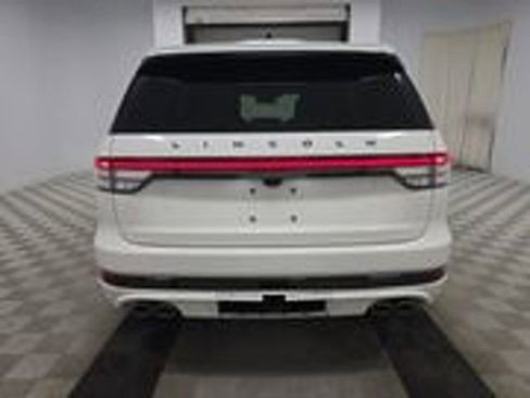 Used 2025 Lincoln Aviator Black Label w/ Jet Appearance Package AWD/4WD image 6