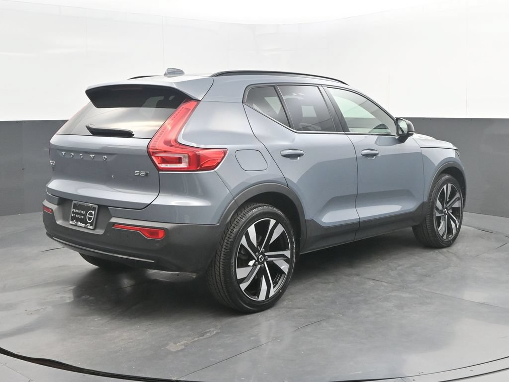 Certified 2023 Volvo XC40 B5 Plus w/ Climate Package AWD/4WD image 7