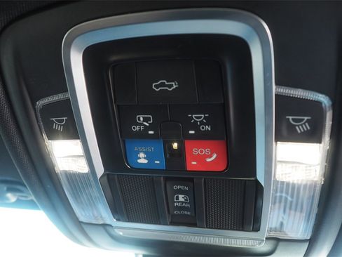 Used 2022 RAM 1500 Limited image 27