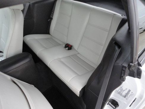 Used 2002 Ford Mustang Deluxe image 8