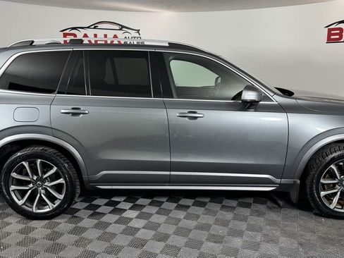 Used 2018 Volvo XC90 T6 Momentum w/ Convenience Package AWD/4WD image 9