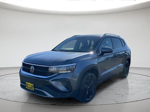 Used 2022 Volkswagen Taos SE AWD/4WD image 7