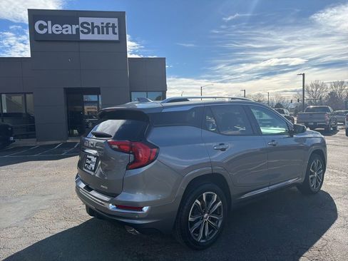 Used 2020 GMC Terrain Denali w/ Denali Premium Package image 7