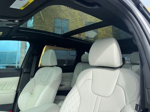 New 2026 Kia Sorento SX Prestige image 18