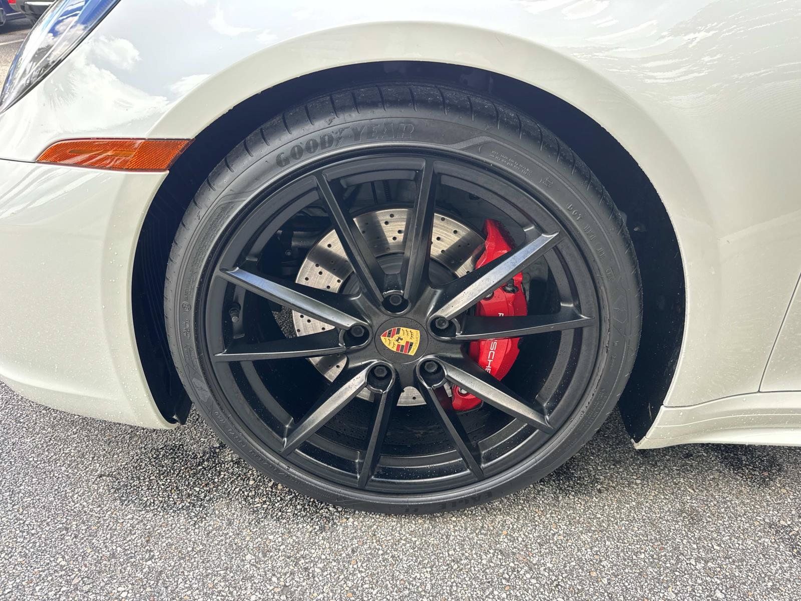 Used 2020 Porsche 911 Carrera S RWD image 10