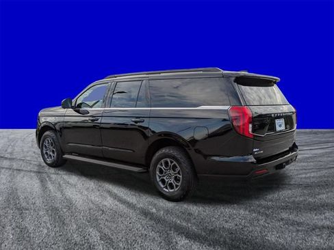 Used 2025 Ford Expedition Max Active AWD/4WD image 6