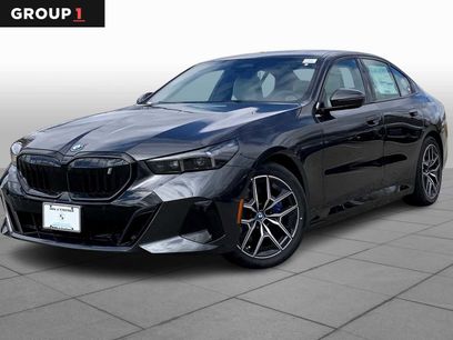 New 2025 BMW i5 xDrive40 w/ M Sport Package