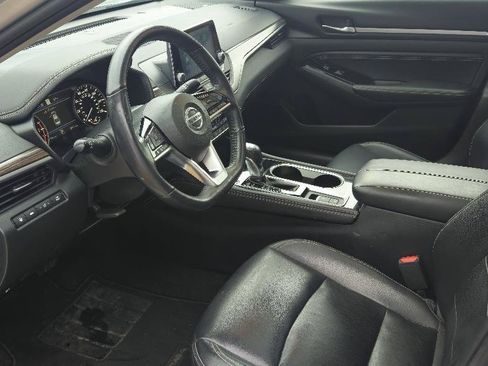 Used 2020 Nissan Altima 2.5 SL FWD image 9