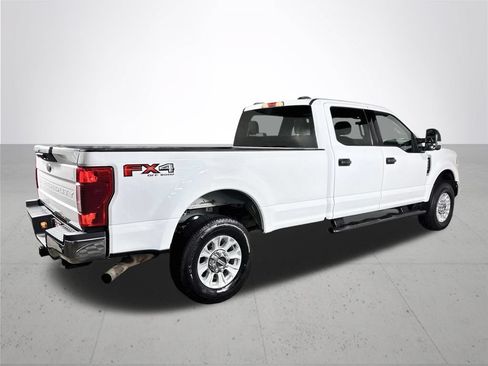 Used 2022 Ford F350 XLT w/ XLT Value Package AWD/4WD image 6