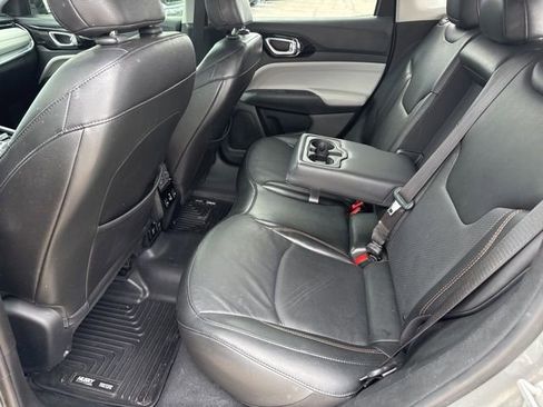 Used 2022 Jeep Compass Limited w/ Elite Group image 13