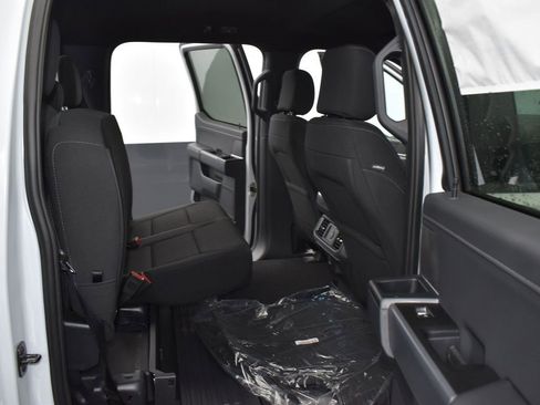 New 2025 Ford F150 XLT w/ Equipment Group 301A Standard image 13