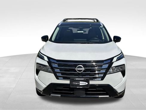 Used 2025 Nissan Rogue Platinum w/ Platinum Premium Package AWD/4WD image 4