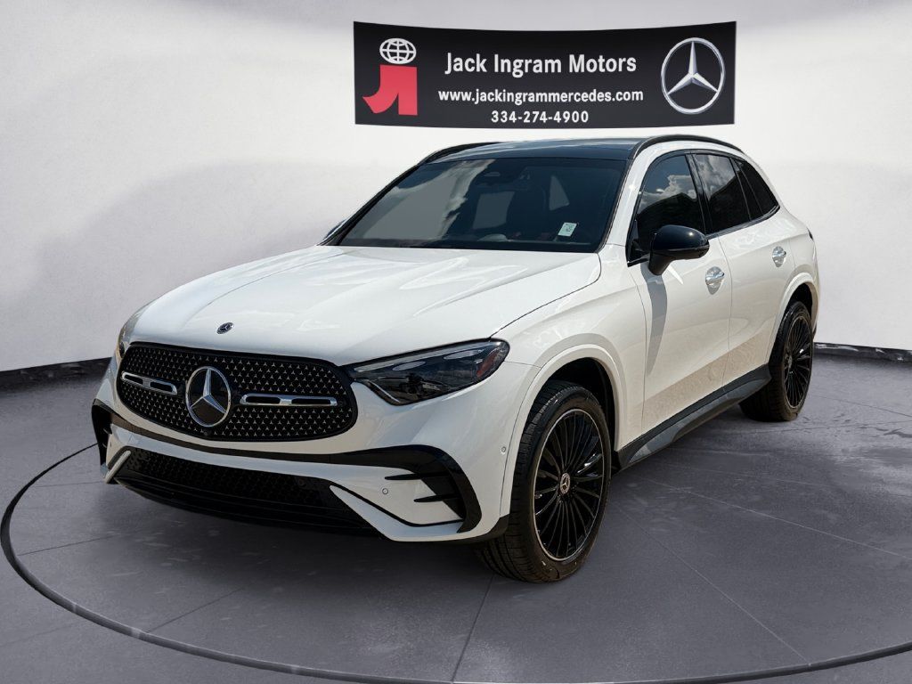 Certified 2023 Mercedes-Benz GLC 300 360° Tour