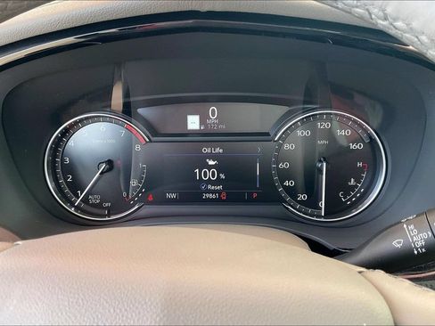 Used 2024 Cadillac XT6 Premium Luxury FWD image 20