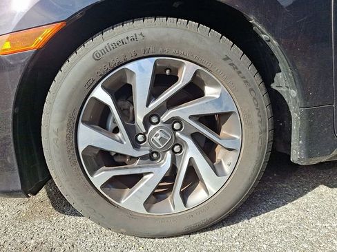 Used 2016 Honda Civic EX image 5