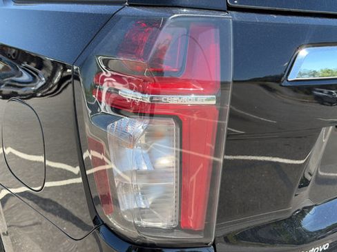 Used 2023 Chevrolet Tahoe LT AWD/4WD image 28