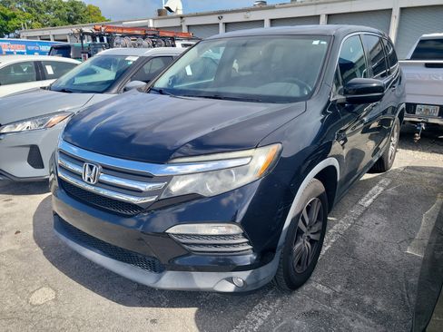 Used 2017 Honda Pilot EX-L image 6