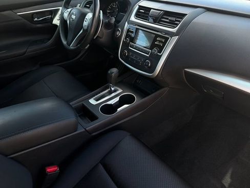 Used 2017 Nissan Altima 2.5 SR FWD image 16