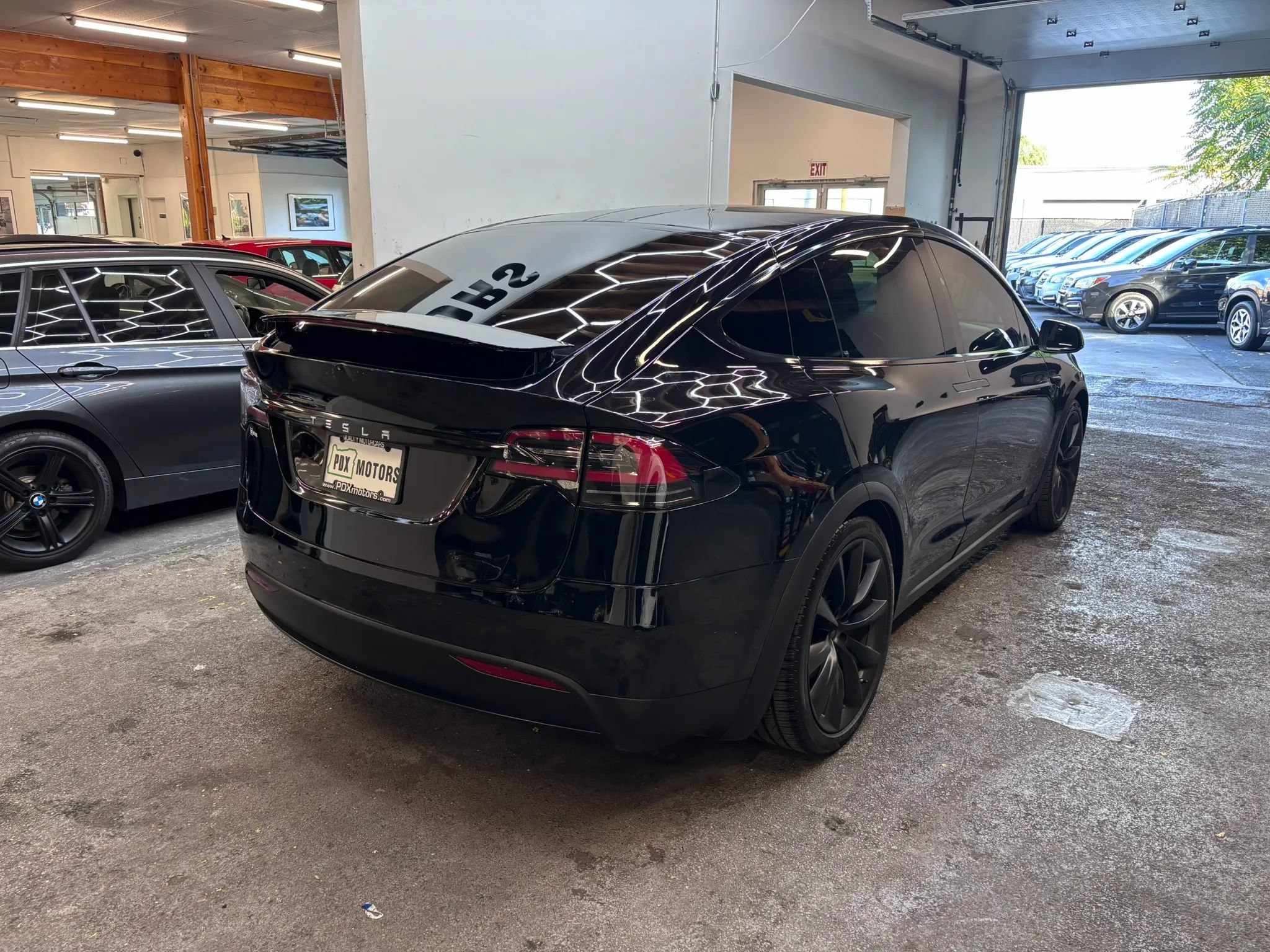 Used 2017 Tesla Model X 100D AWD/4WD image 5
