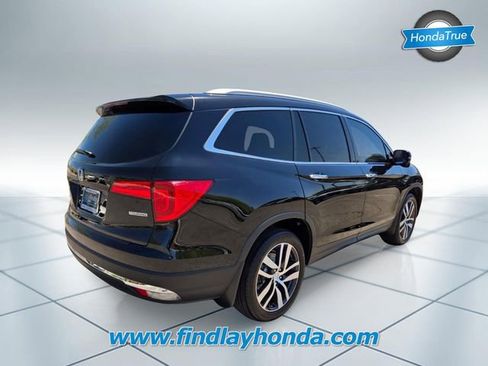 Certified 2018 Honda Pilot Touring image 5