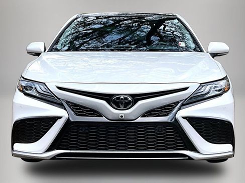 Used 2024 Toyota Camry XSE w/ Navigation Package FWD image 3