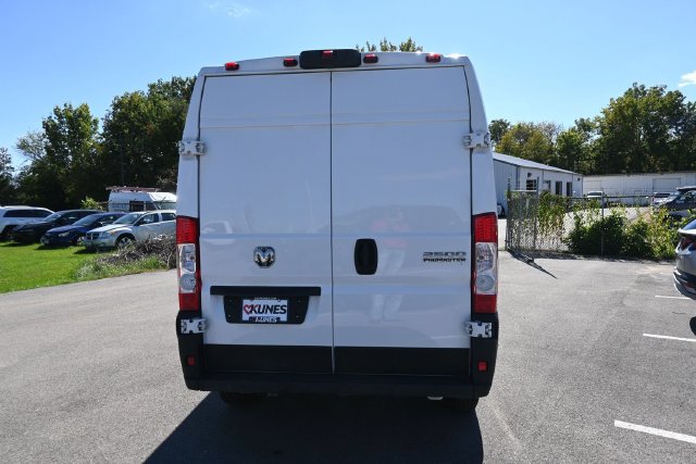 Used 2025 RAM ProMaster 2500 w/ Convenience Group FWD image 19