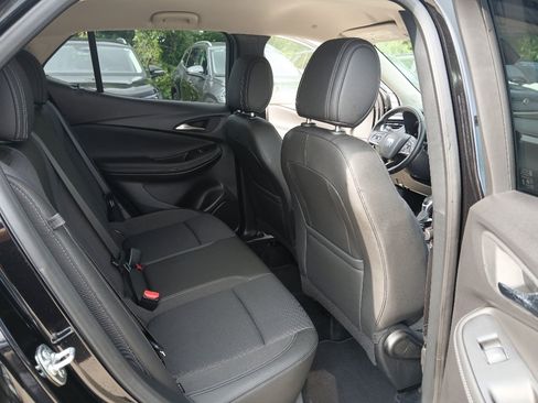Used 2025 Buick Encore GX Preferred AWD/4WD image 20