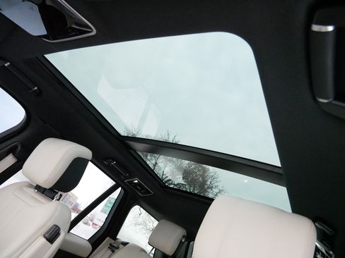 Used 2022 Land Rover Range Rover Westminster Edition image 33