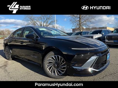 New 2026 Hyundai Sonata SEL image 1