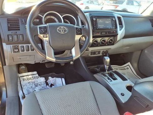 Used 2014 Toyota Tacoma 4x4 Double Cab w/ SR5 Package image 11