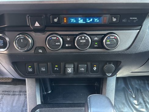 Used 2023 Toyota Tacoma TRD Pro AWD/4WD image 24
